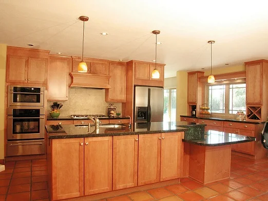 Make quartz worktops your kitchen centrepiece